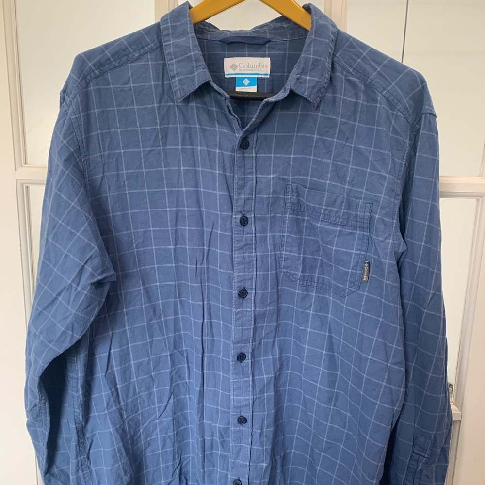 Columbia men’s button down shirt A3